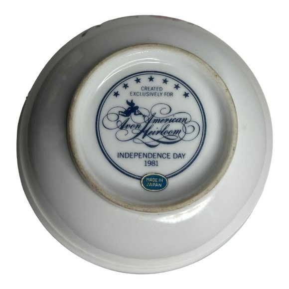 American Heirloom Independence Day 1981 Porcelain Floral Dragonfly Bowl Avon - Picture 3 of 4